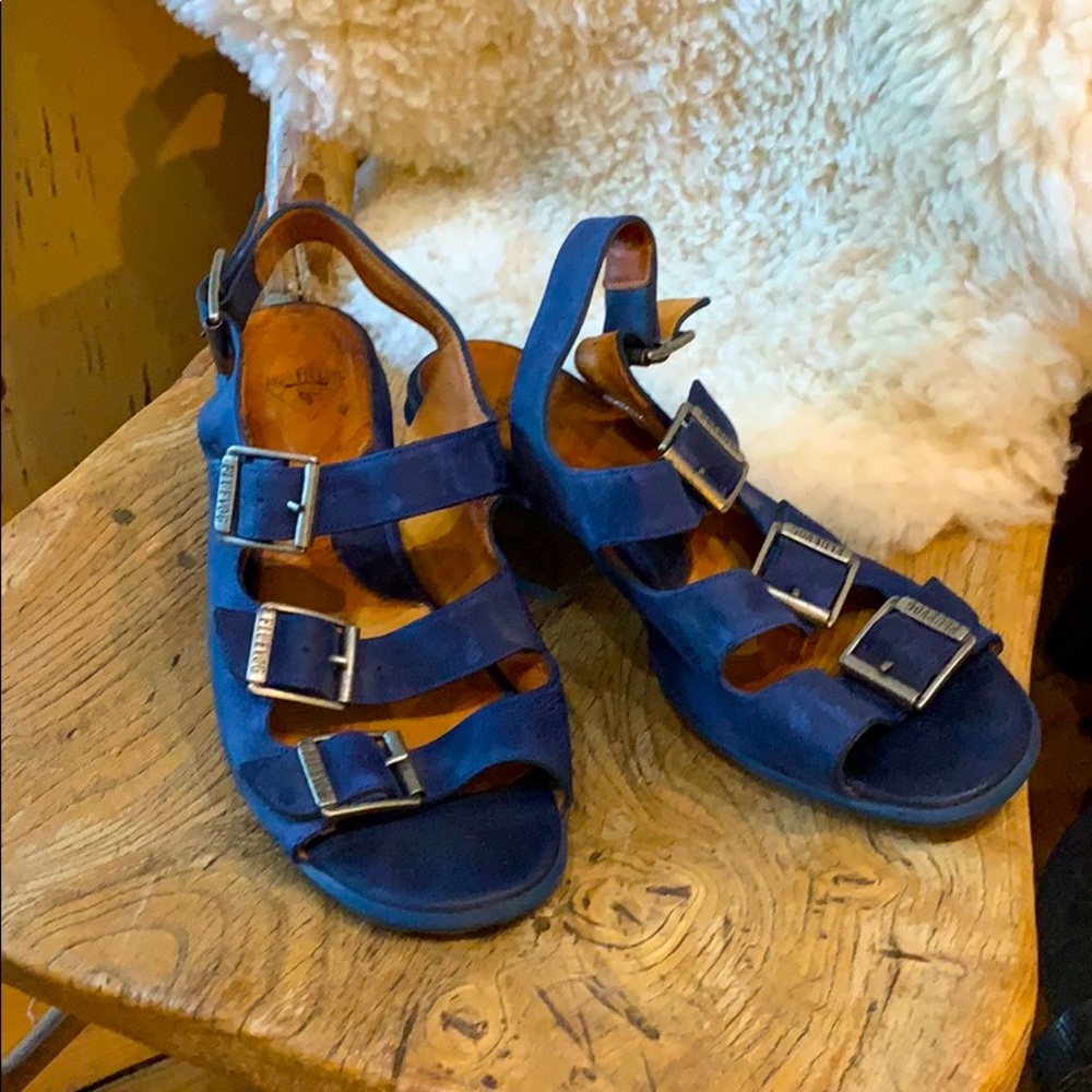 🔷John Fluevog Funky Blue Sunny Sandals size 8.5🔷